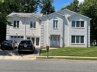 49 Roxy Ave, Edison, NJ 08820