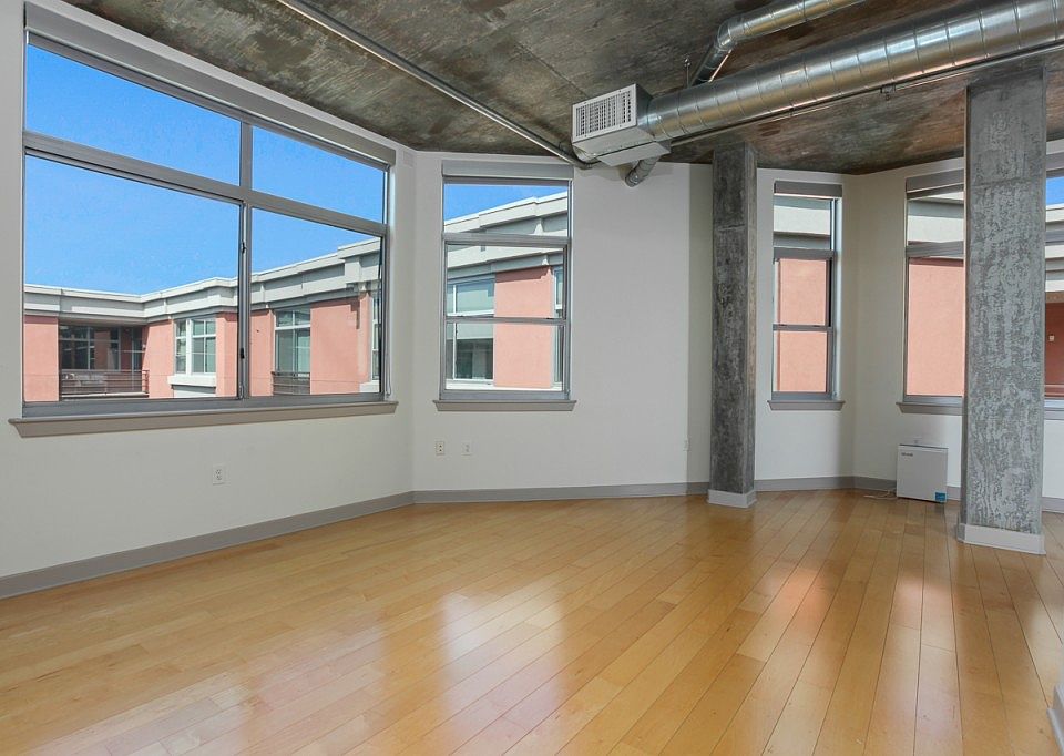 1st image of 840 E Green St Unit 432