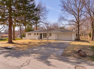 5406 Lucille Ln, Shawnee, KS 66203