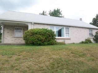 8130 Spruce Dr, Harrisburg, PA 17111