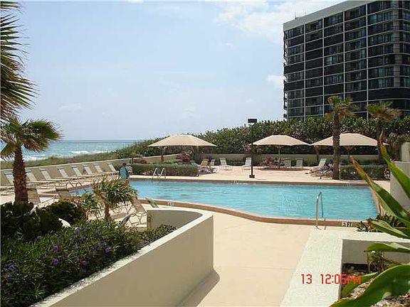 4th image of 8750 Ocean Dr #334