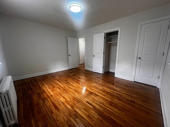 3rd image of 67-20 Cloverdale Blvd #A