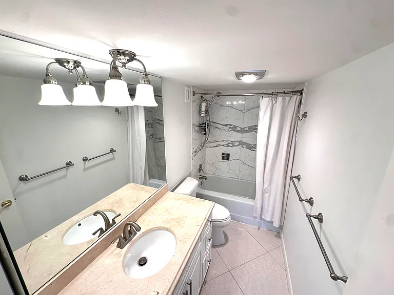 1 Las Olas Cir #313 — Photo 18