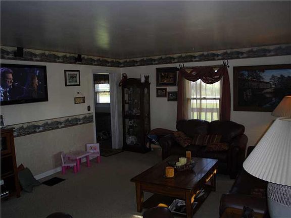 2nd image of 8411 Us Highway 36