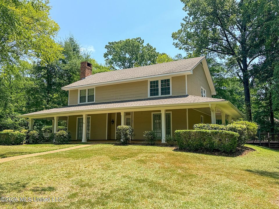 1st image of 100 Coachmans Rd