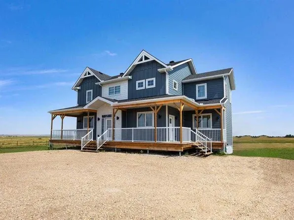 250051 W Range Road 250, Rural Wheatland County, AB T1P 0M4