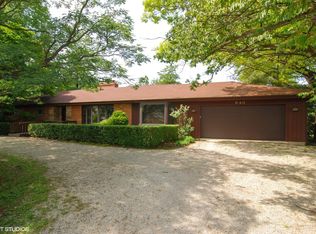 15W640 83rd St, Burr Ridge, IL 60527