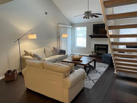 3rd image of 1817 Grand Bay Dr #1817
