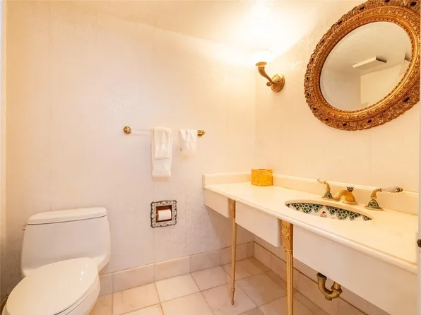 2802 N 46th Avenue #B616, Hollywood, FL 33021