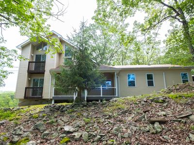 5104 Lake Dr, East Stroudsburg, PA, 18301