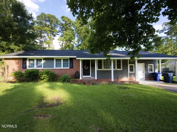 806 Edgewood Dr, Jacksonville, NC 28540