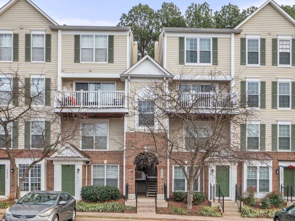 46966 Courtyard Sq UNIT 301