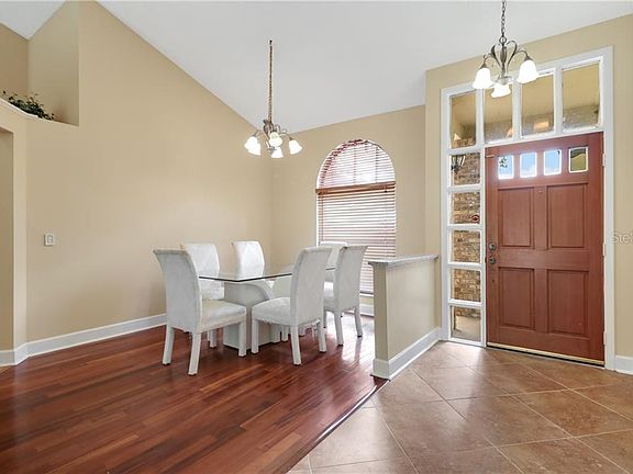 4th image of 914 Bucksaw Pl