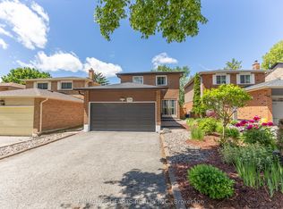 1118 Cedarcroft Cres, Pickering, ON L1X 1R5