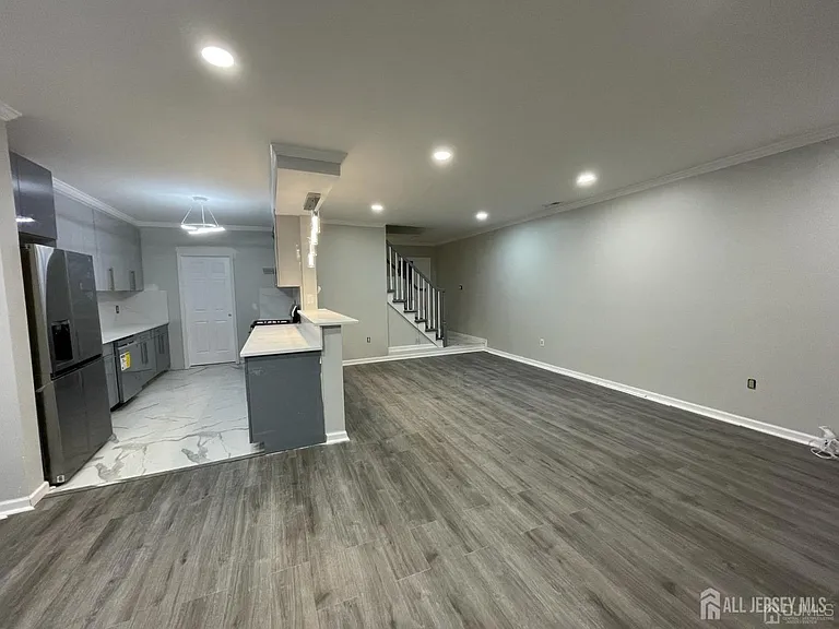 42 Ashford Dr — Photo 25