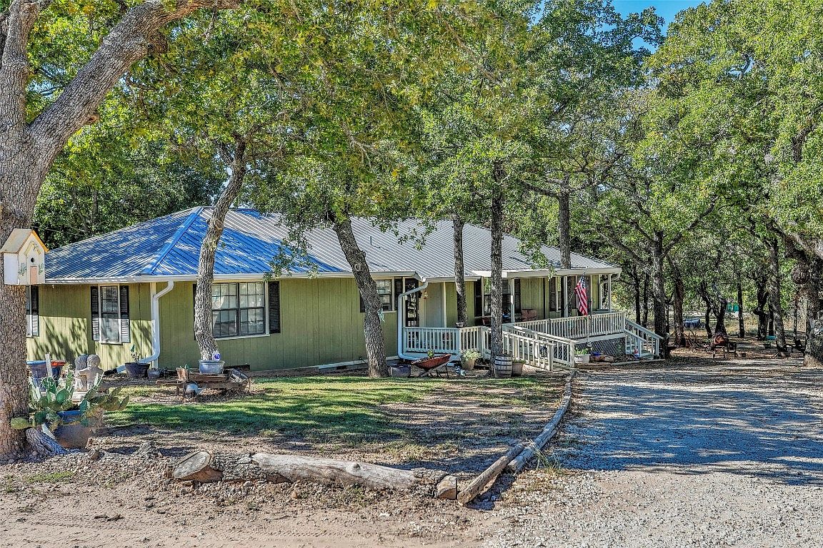 111 Nocona Dr, Nocona, TX 76255 MLS 20468965 Zillow