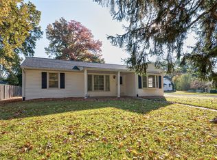 140 Westwood Dr, Belleville, IL 62226