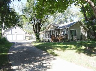 1611 SW Collins Ave, Topeka, KS 66604