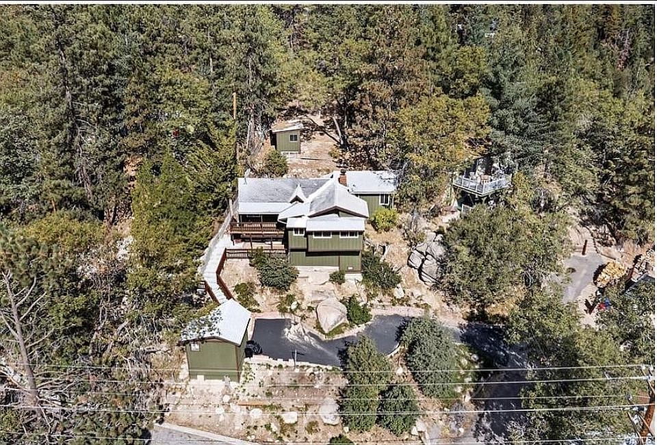 1st image of 33076 Hilltop Blvd