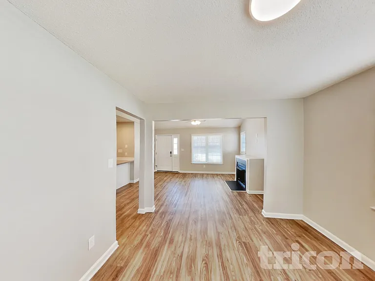 2112 Saponi Village Ct — Photo 4