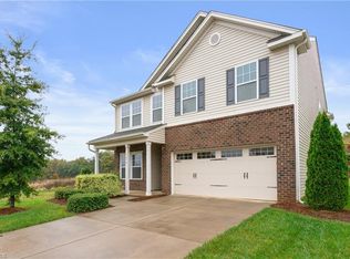 1610 Running Deer Dr, Kernersville, NC 27284