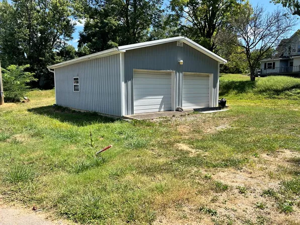LOT 2 E Henson St, Livingston, TN 38570