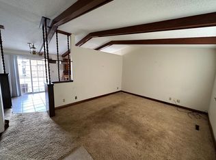 4970 Warminster Dr, Columbus, OH 43232