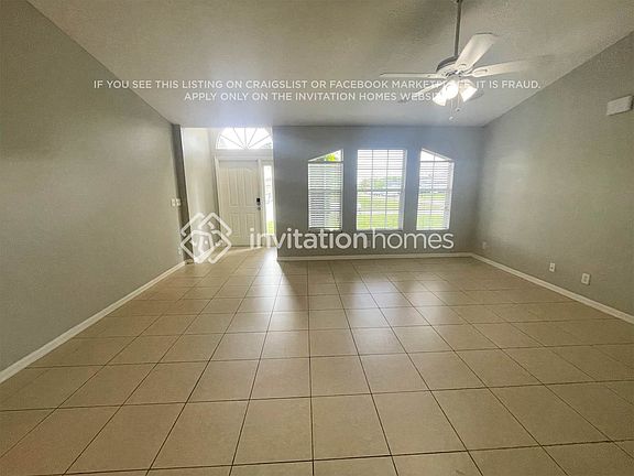 2nd image of 460 NE 3rd Pl