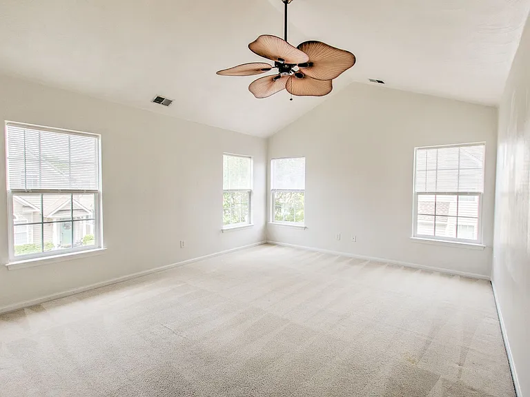 1560 Wynd Crest Way — Photo 16