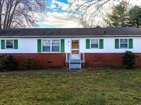 1404 Cypress St, Shelbyville, TN 37160