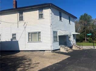 729 N Water Ave, Hermitage, PA 16148