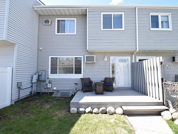 2nd image of 242 19th St E