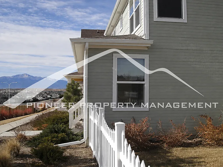 7604 Firehawk Ln — Photo 24
