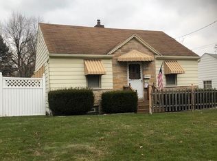 1940 Ridgelawn Ave, Youngstown, OH 44509