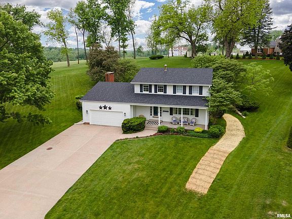 3rd image of 306 Oakview Dr
