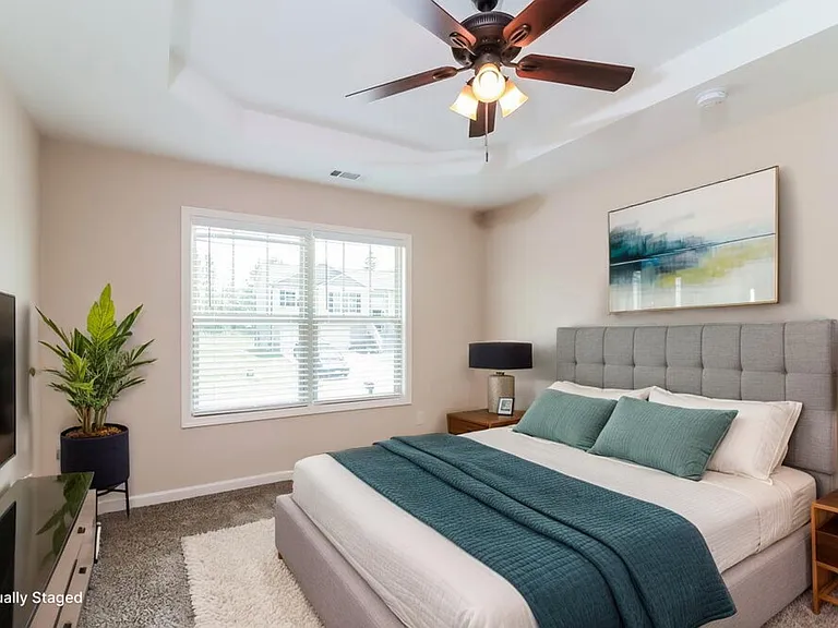427 Charleston Pl — Photo 11