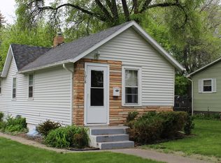 1018 N 9th St, Bismarck, ND 58501