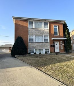 8063 W Churchill Ave, Niles, IL, 60714