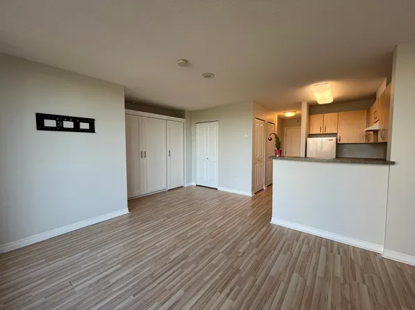 3520 Crowley Dr, Vancouver, BC