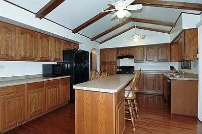 4th image of 38W735 Eagles Nest Ct