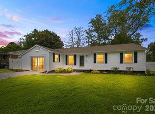 4100 Sudbury Rd, Charlotte, NC 28205