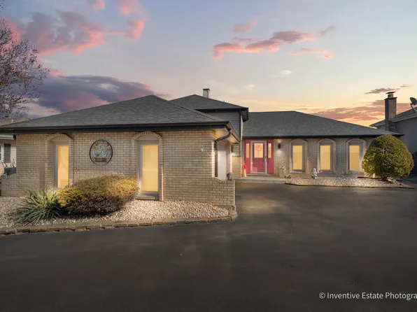 19121 Roy St, Lansing, IL 60438