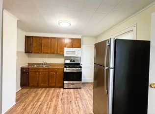 35 1st St FLOOR 2, New Hyde Park, NY 11040