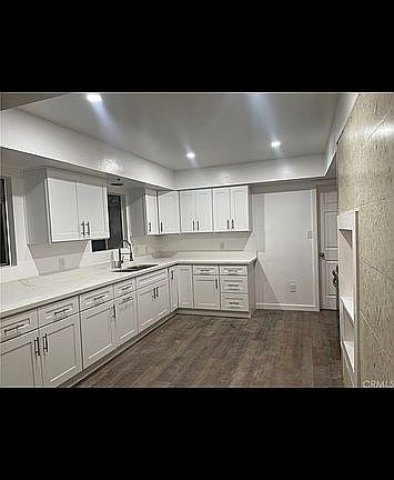 5th image of 27406 Stanford St