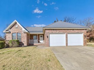 2830 Anna Ln, Conway, AR 72034