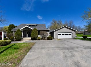 189 2nd Ave, Gloversville, NY 12078