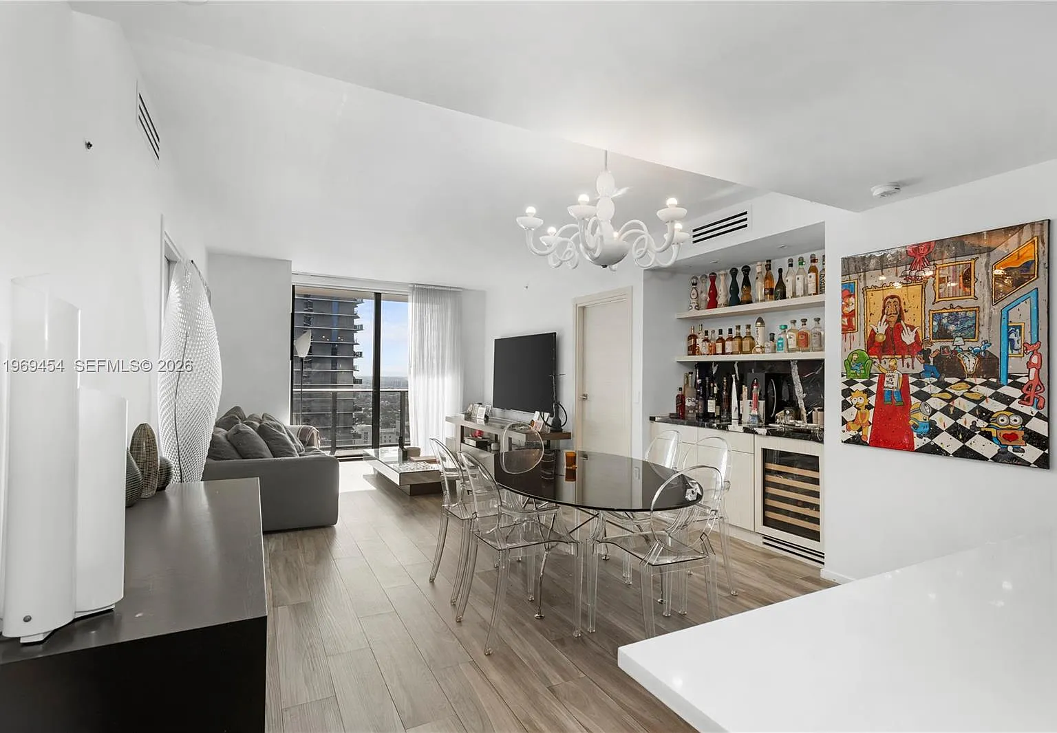 801 Sma Residences Condo — Photo 2