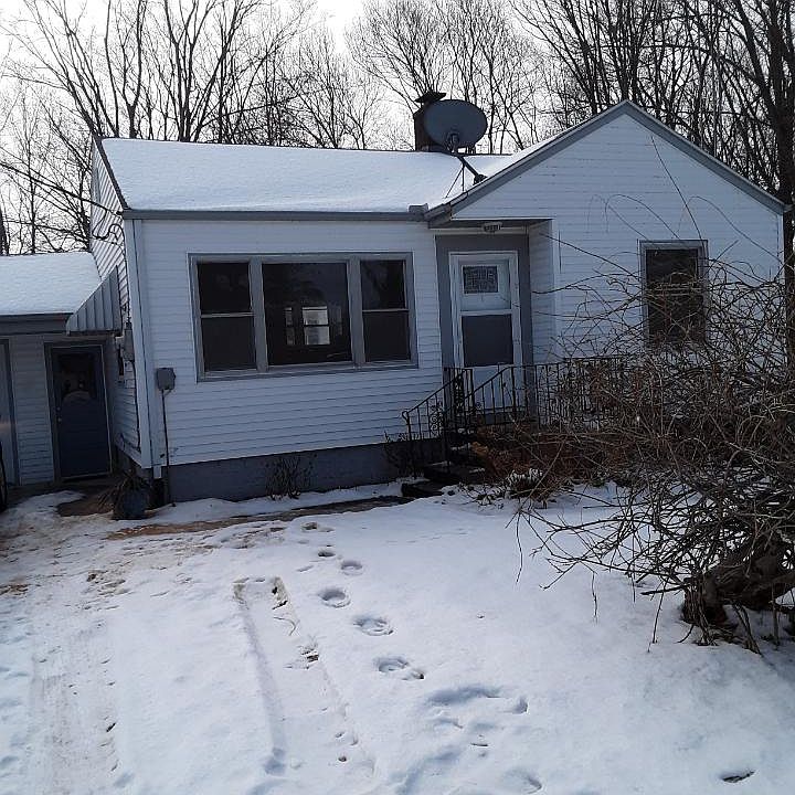 1st image of 1484 E Nickerson Ave