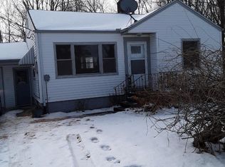 1484 E Nickerson Ave, Benton Harbor, MI 49022
