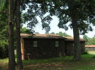 563 Stadium Dr, Malvern, AR 72104